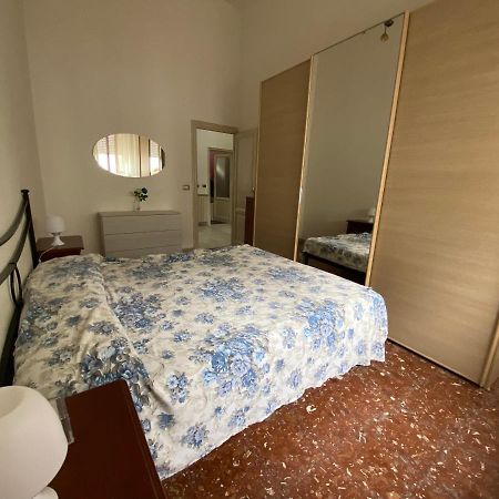 La Casa Del Pescatore Виареджо Экстерьер фото